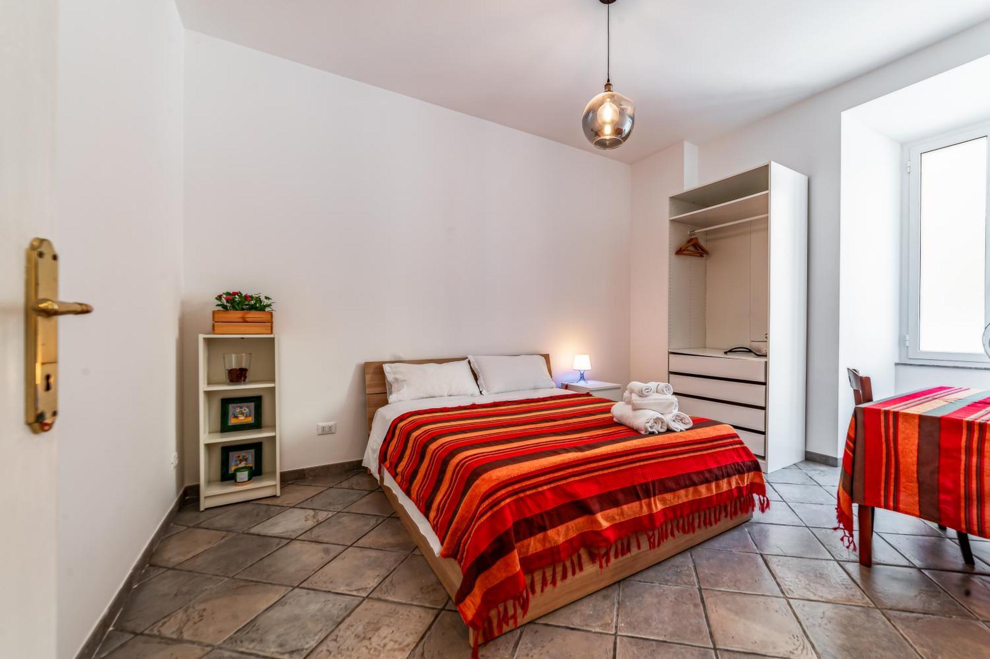 Casa Fabrizio - Metro San Giovanni Рим Екстериор снимка
